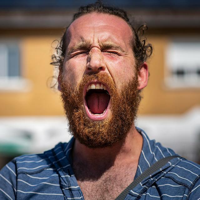 An expressive close portrait of Ruben Carpentier